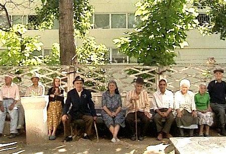 克拉约瓦的老人院，1998年7月13日-19日