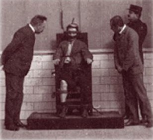 Execution of Czolgosz, with Panorama of Auburn Prison