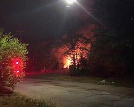 Late Night Mayhem in Detroit: Witnessing a Fiery Hot Felony