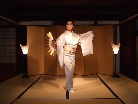 座敷舞の魅力 舞の心