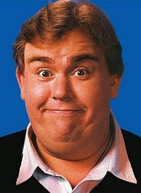 Biography : John Candy