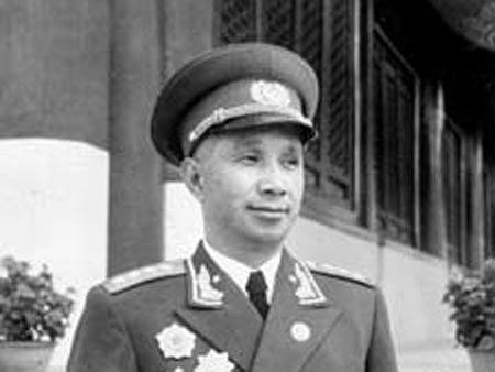 中国记忆：大将粟裕